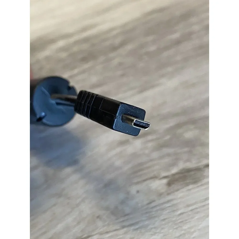 NIKON Digital Camera USB Cable - Small USB UC to AV Output - Fits Many Models